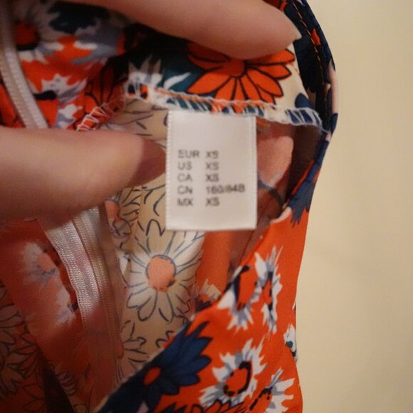 Amazon Fashion Red Floral Long Skirt Size XS - Picture 4 of 5